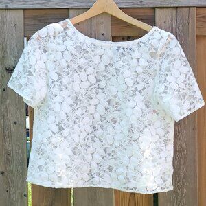 Romantic GAP LACE OVERLAY CROP TOP Women's Size Small Short Sleeve coquette